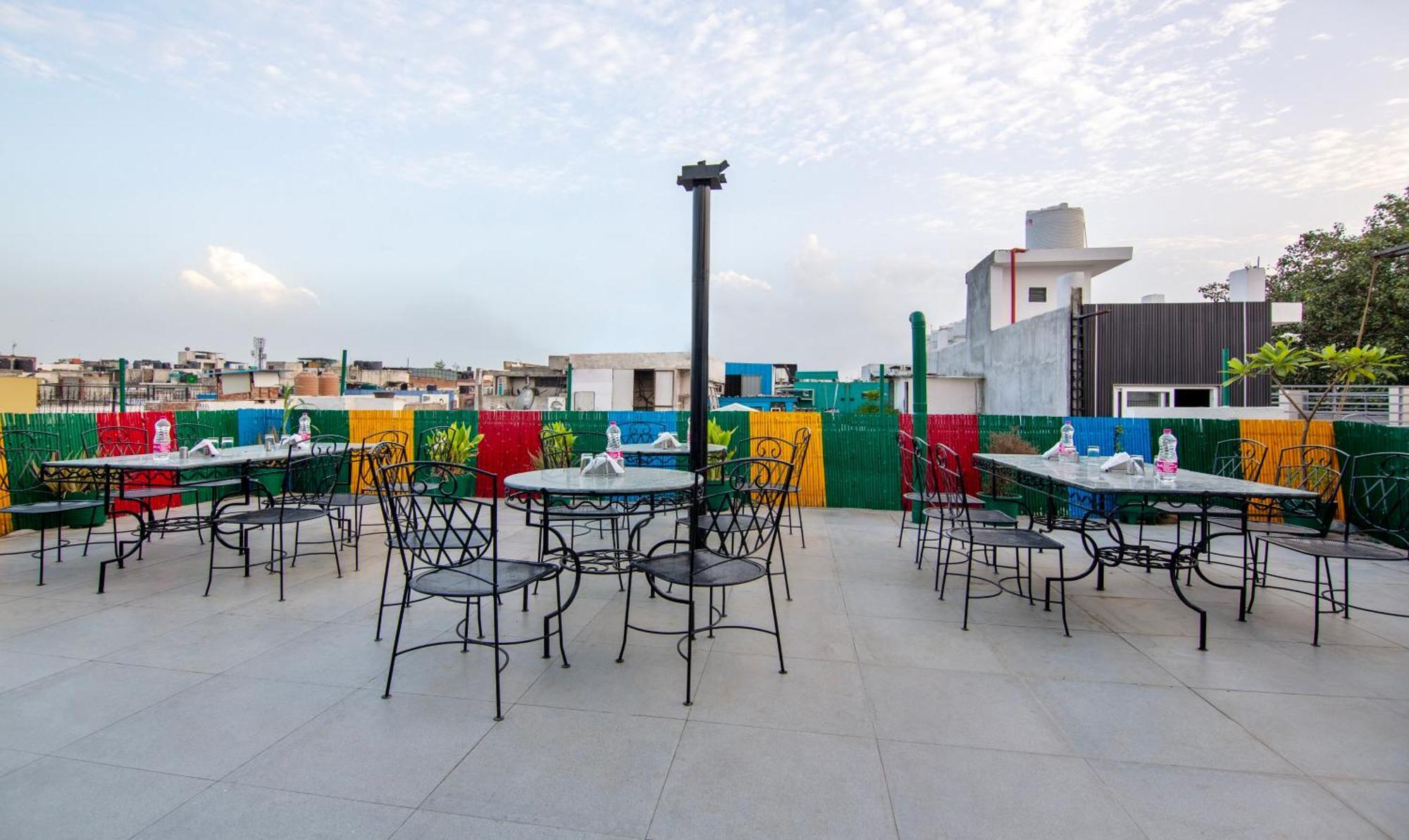 Treebo Paras International Delhi (National Capital Territory of India) Exterior foto