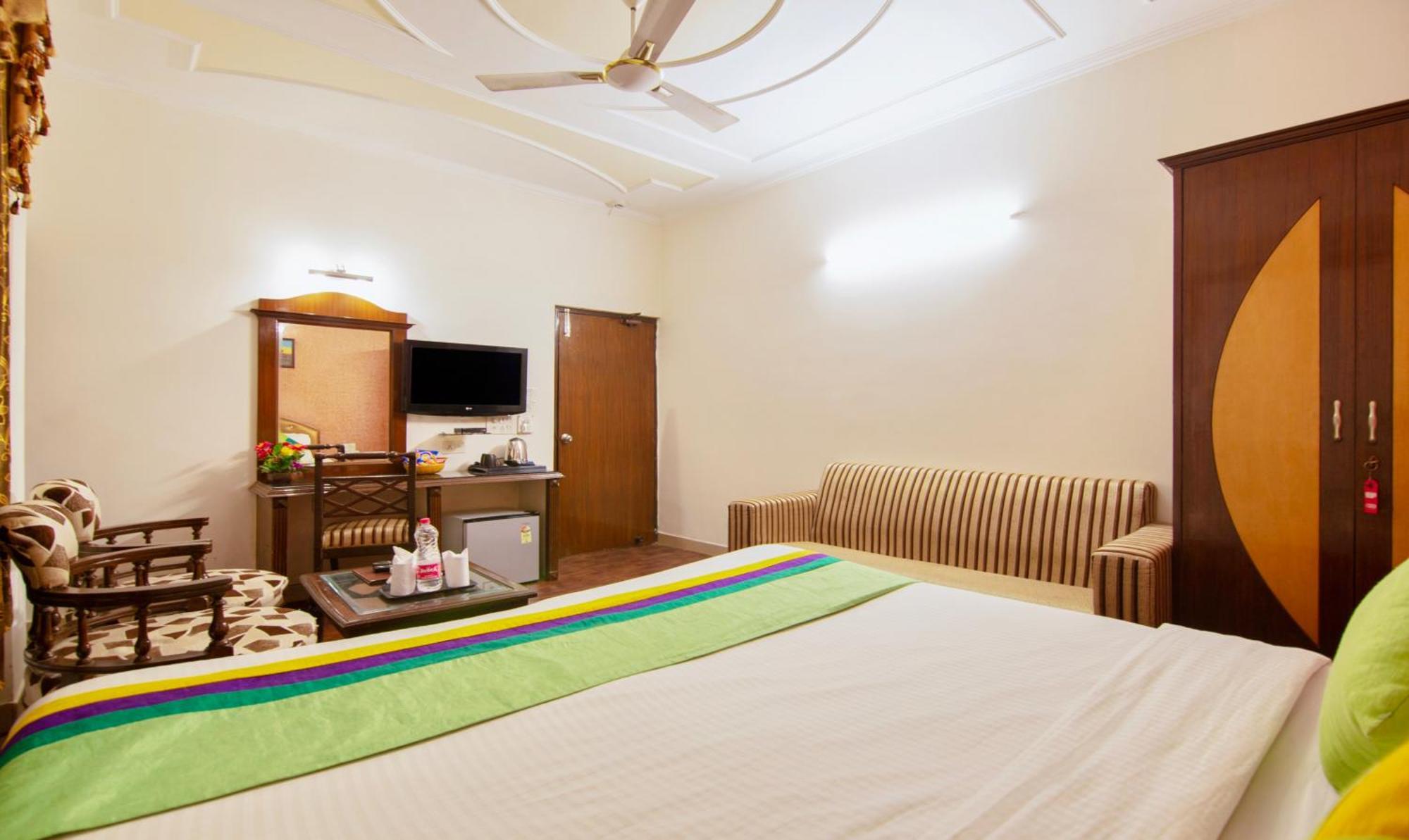 Treebo Paras International Delhi (National Capital Territory of India) Exterior foto