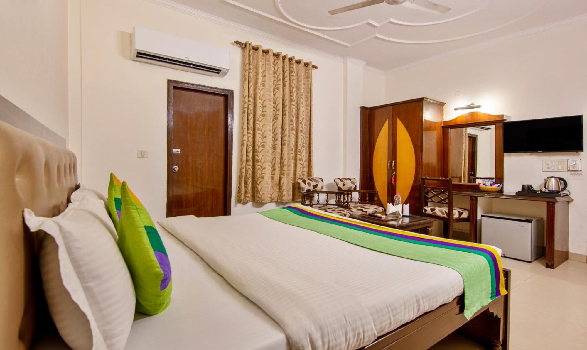 Treebo Paras International Delhi (National Capital Territory of India) Exterior foto