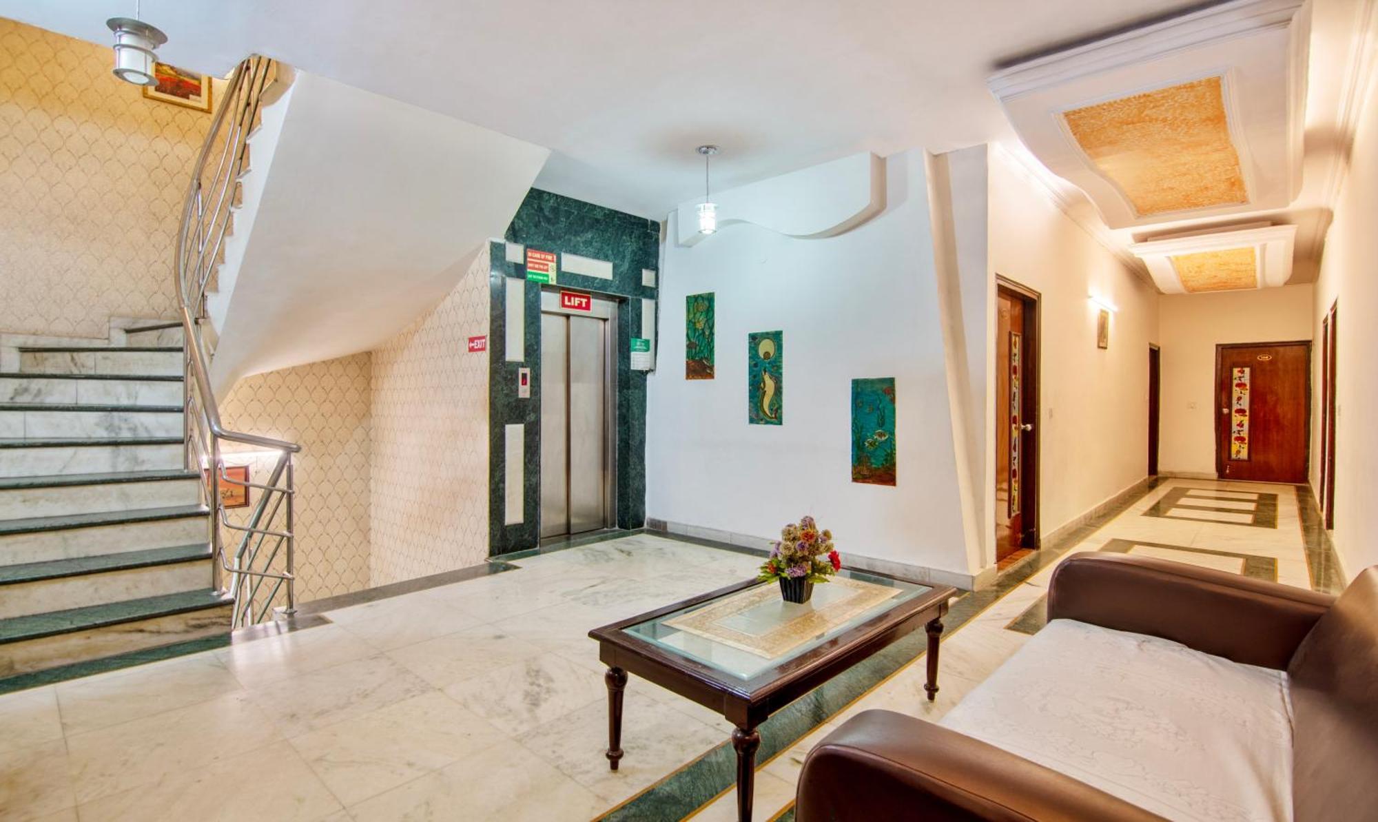 Treebo Paras International Delhi (National Capital Territory of India) Exterior foto