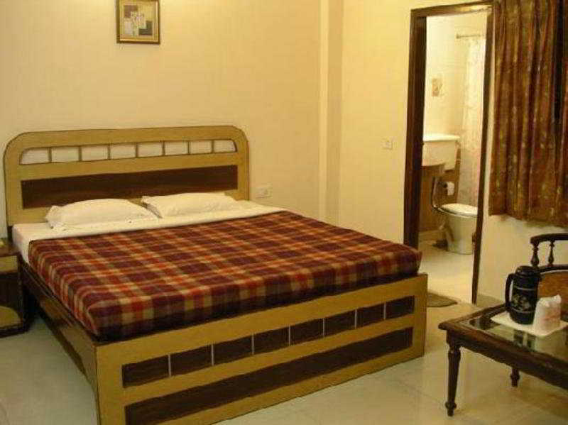Treebo Paras International Delhi (National Capital Territory of India) Exterior foto